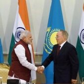 भारत-कजाखस्तान ने किए पांच समझौतों पर हस्ताक्षर