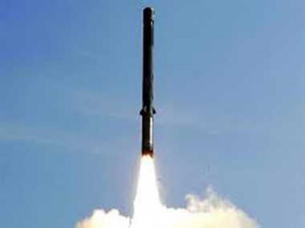 भारत ने किया 450 किलोमीटर दूरी तक मार करने वाली ब्रह्मोस मिसाइल का सफल परीक्षण