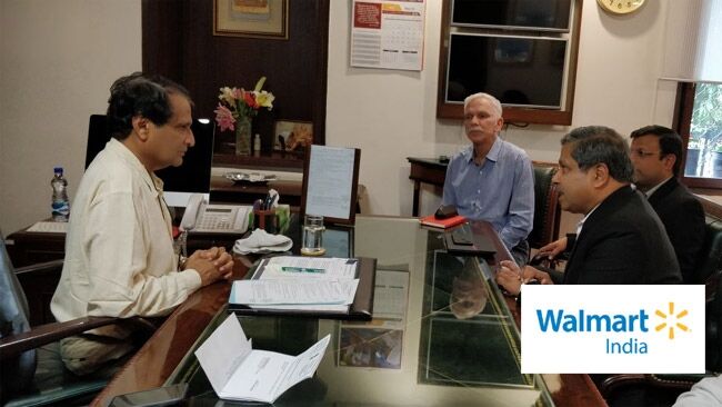 भारत के रिटेल सेक्टर में निवेश को लेकर वॉलमॉर्ट गंभीर, वाणिज्य मंत्री से मिले सीईओ