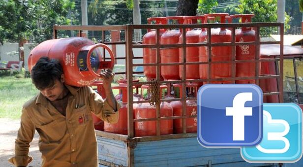 फेसबुक या ट्विटर से कर रहे है गैस बुकिंग, तो रखें ये सावधानियाँ