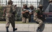 पाकिस्तानी सेना शिविर पर आतंकी हमला, 10 सैनिक 100 आतंकी ढेर