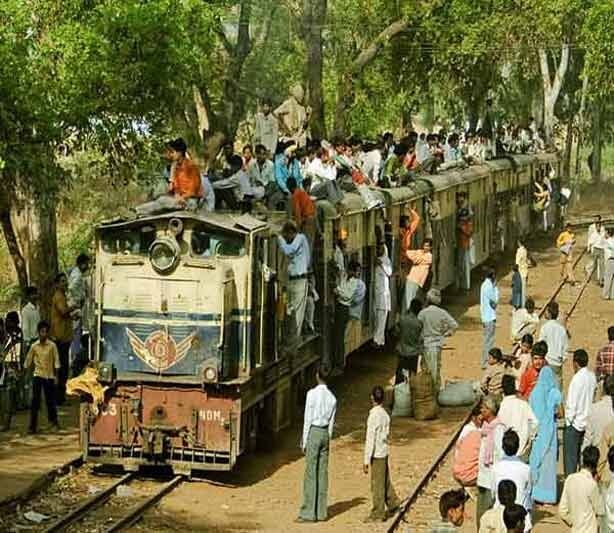 नैरोगेज ट्रेन में होती है मुफ्त यात्रा!