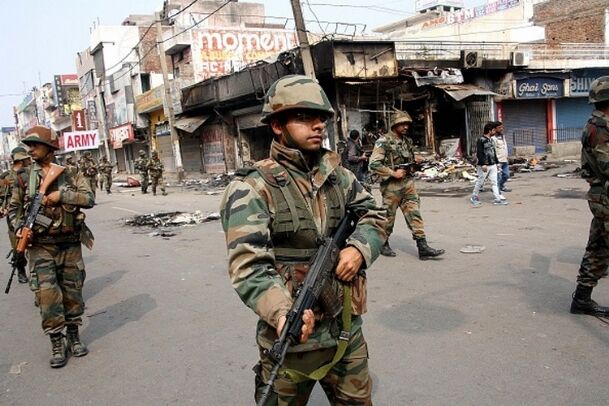 जम्मू-कश्मीर में फिर भड़की हिंसा, महबूबा पहुंची कुपवाड़ा