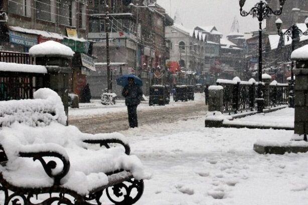 कश्‍मीर और हिमाचल में इस हफ्ते भारी बर्फबारी संभव