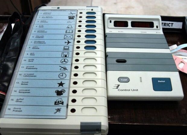 केरल, तमिलनाडु और पुदुच्चेरी में मतदान जारी