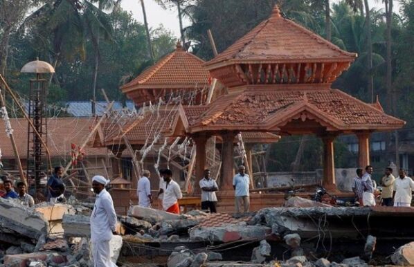 केरल मंदिर हादसा: पीड़ित के शरीर से निकाले गए कंकरीट के आधा किलो टुकड़े