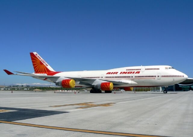 एयर इंडिया के निजीकरण पर फैसला अभी नहीं : गजपति राजू