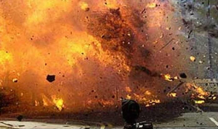 अफगानिस्तान के परवान प्रांत में हुए कार बम धमाके में 6 लोगों की मौत