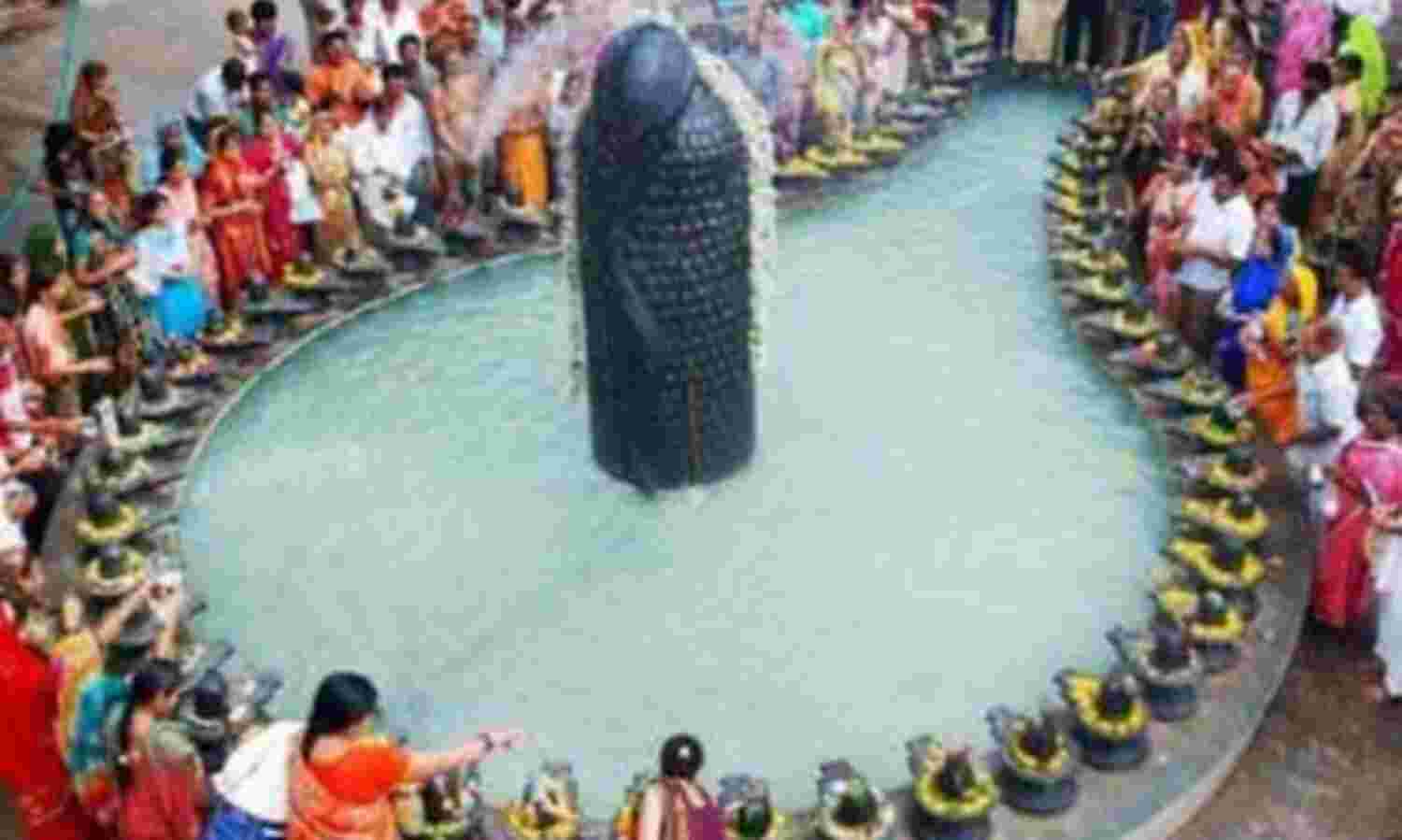 वर्षों बाद बना संयोग, सावन के होंगे पांच सोमवार वर्षों बाद बना संयोग, सावन के होंगे पांच सोमवार