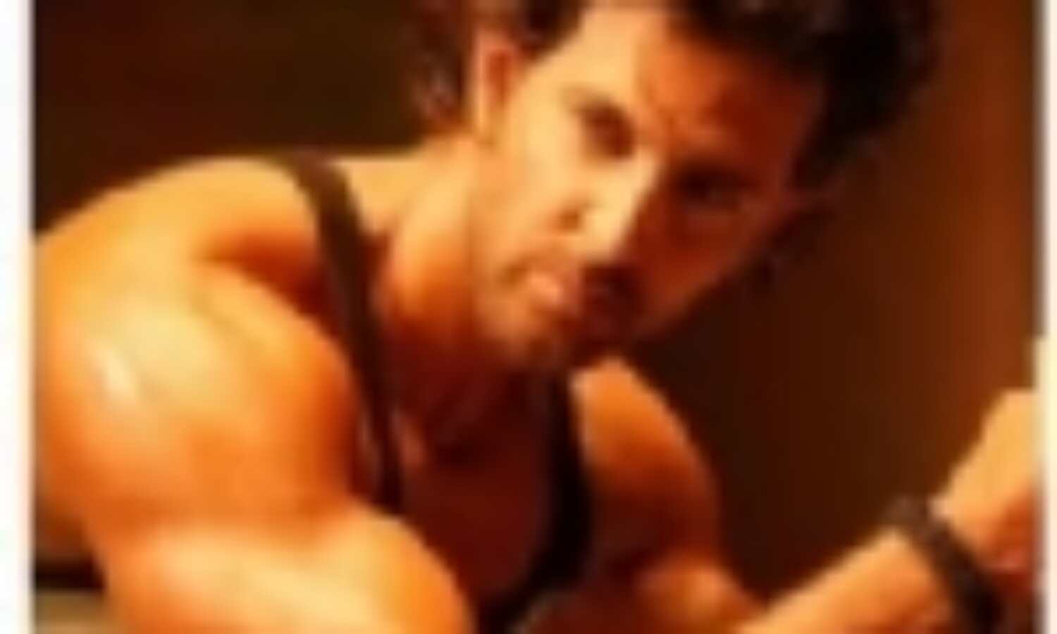 रितिक को लेकर फिल्म बनाने जा रहें है राकेश रोशन रितिक को लेकर फिल्म बनाने जा रहें है राकेश रोशन