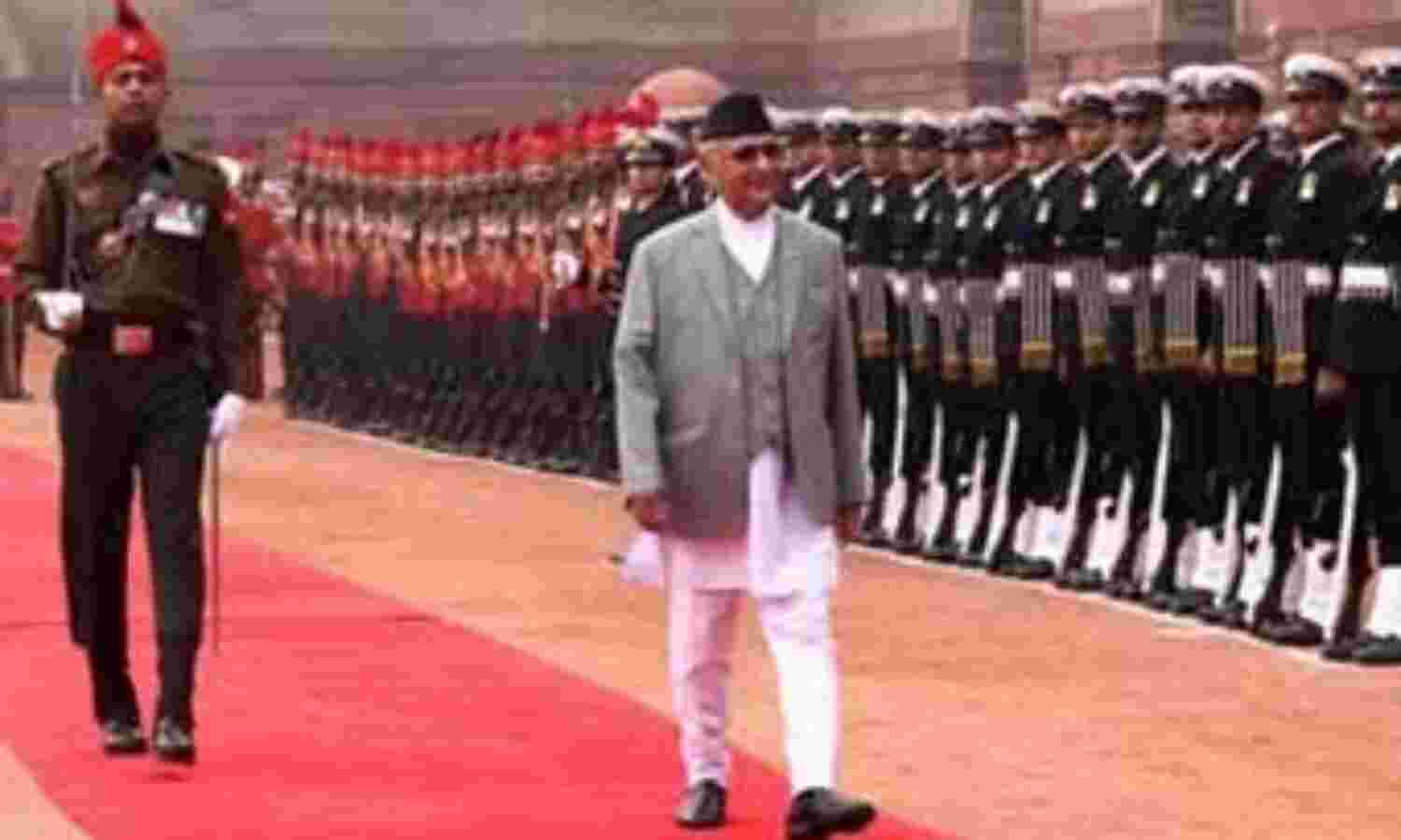 राष्ट्रपति भवन में नेपाल के प्रधानमंत्री का भव्य स्वागत राष्ट्रपति भवन में नेपाल के प्रधानमंत्री का भव्य स्वागत