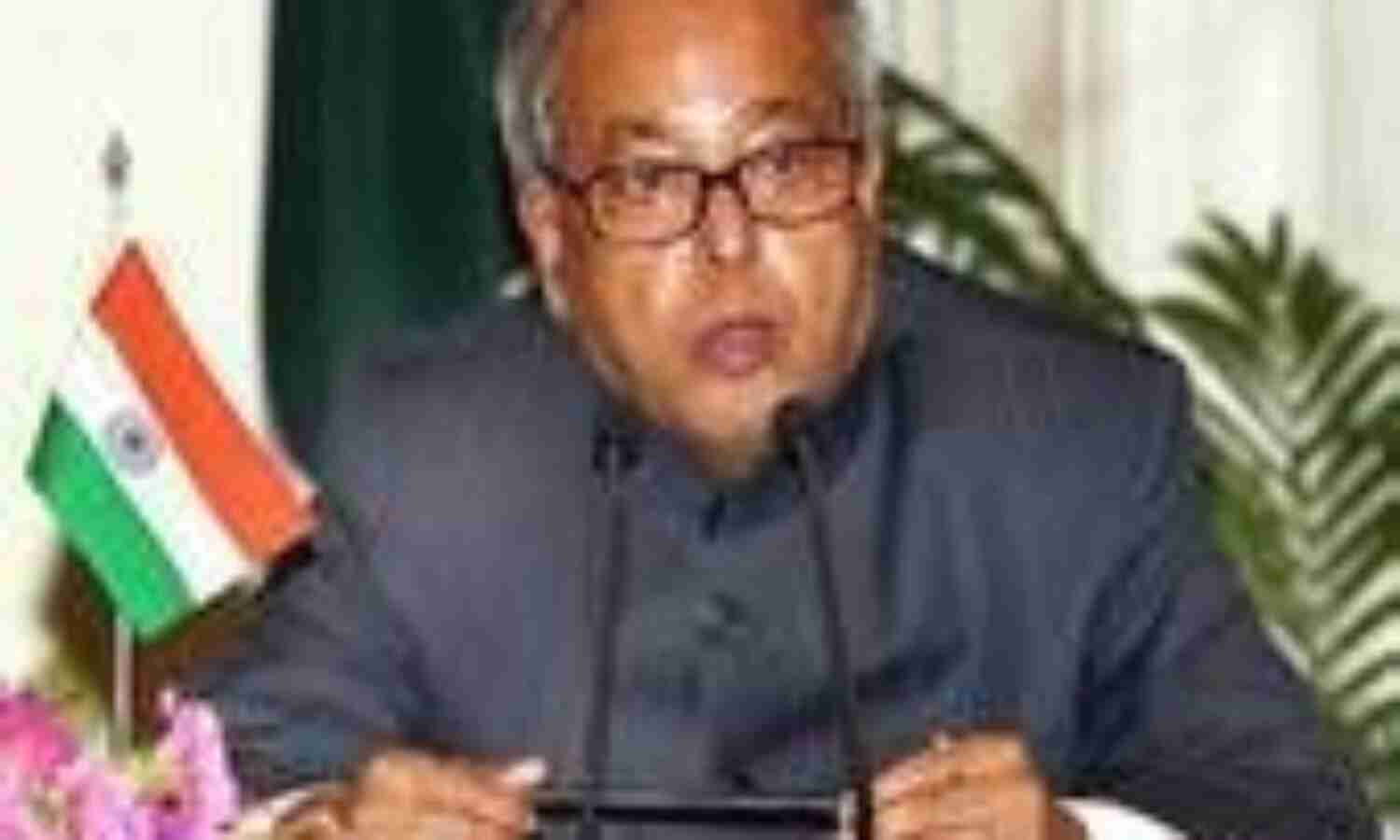 राष्ट्रपति पद के लिए प्रणब की दावेदारी और पुख्ता राष्ट्रपति पद के लिए प्रणब की दावेदारी और पुख्ता