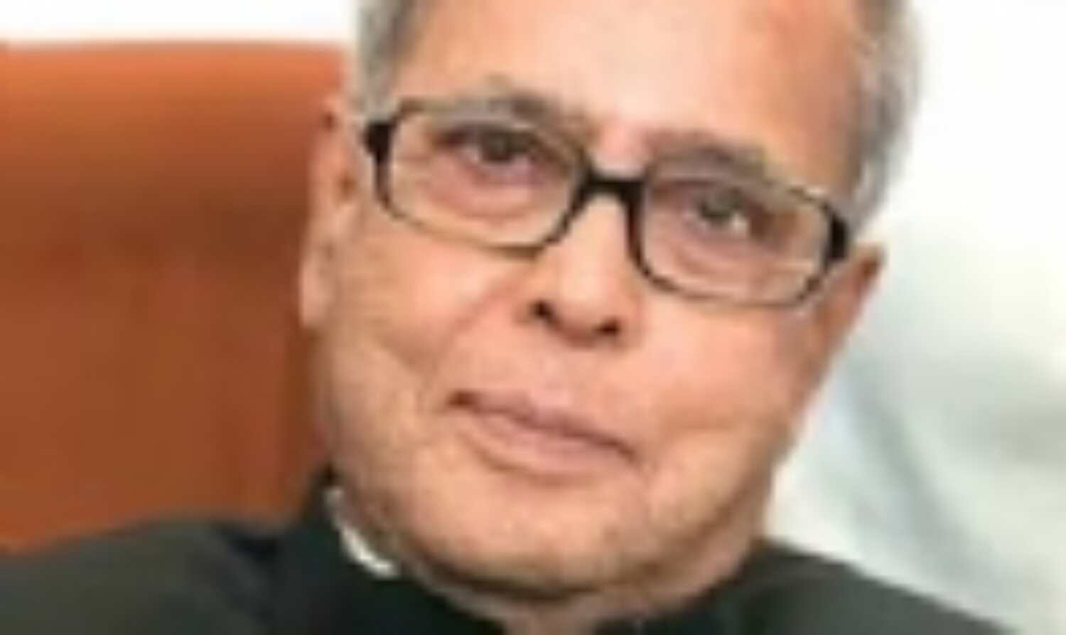 राष्ट्रपति प्रणब मुखर्जी जितने अनुभवी बहुत कम लोग हैं : मोदी राष्ट्रपति प्रणब मुखर्जी जितने अनुभवी बहुत कम लोग हैं : मोदी