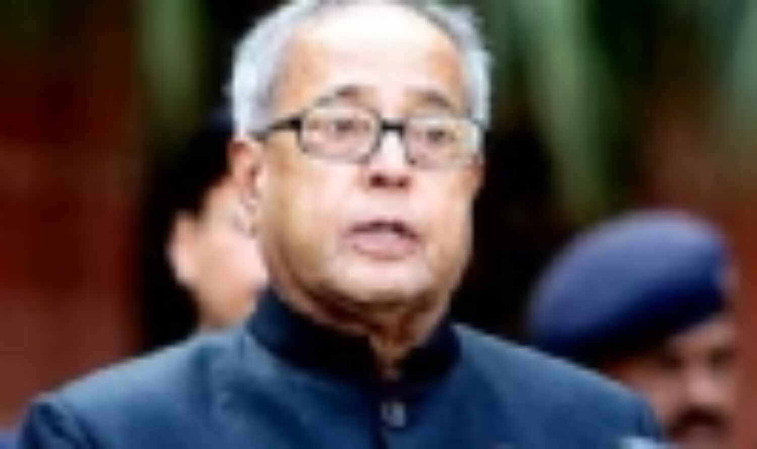 राष्ट्रपति ने बच्चों को पढाया इतिहास और संविधान