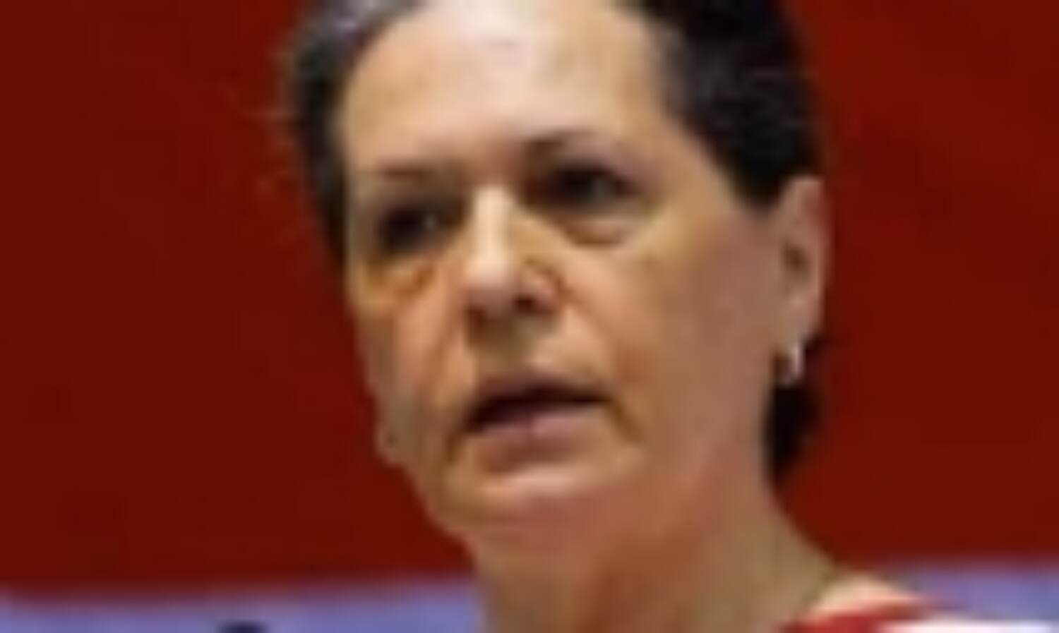 राष्ट्रपति के अभिभाषण में नया कुछ भी नहीं : सोनिया राष्ट्रपति के अभिभाषण में नया कुछ भी नहीं : सोनिया