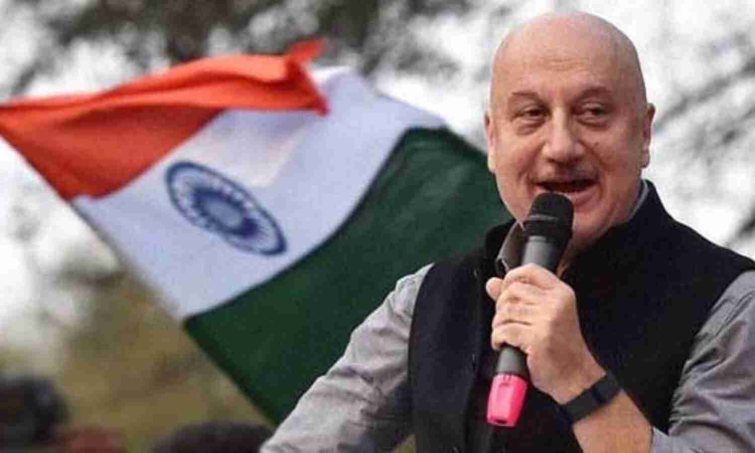 राष्ट्रगान मामला : अनुपम खेर ने दी प्रतिक्रिया राष्ट्रगान मामला : अनुपम खेर ने दी प्रतिक्रिया