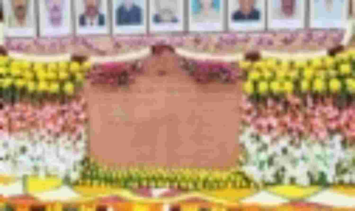 राष्ट्र ने संसद पर हमले की बरसी पर शहीदों को दी श्रद्धांजलि राष्ट्र ने संसद पर हमले की बरसी पर शहीदों को दी श्रद्धांजलि