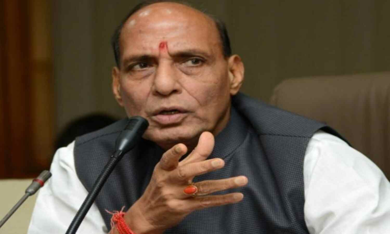 राजनाथ ने पाक को चेताया, तो हम नहीं रखेंगे गोलियों का हिसाब