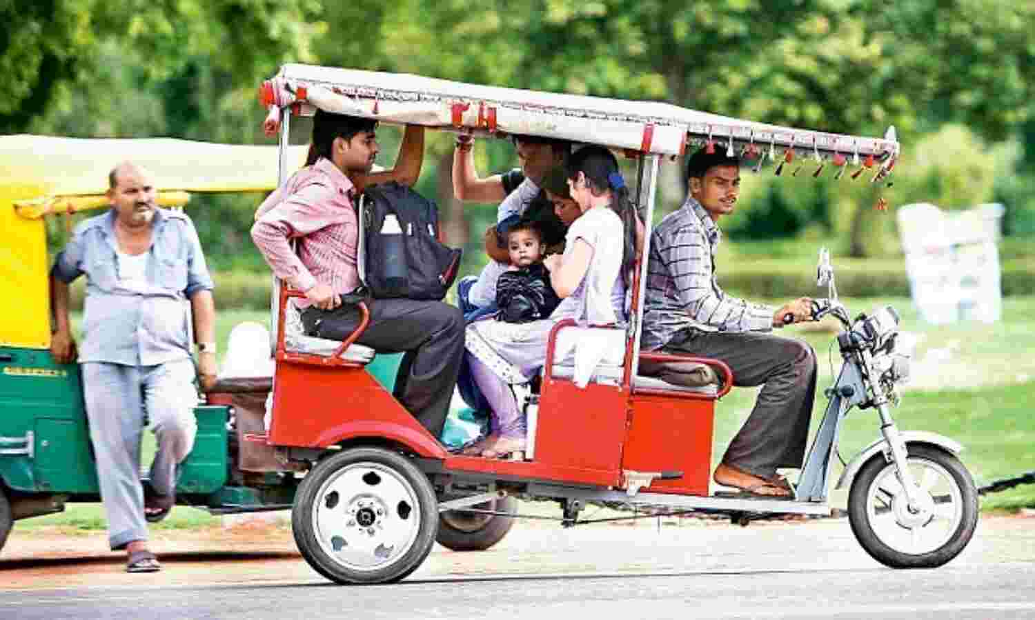 राजधानी में चलेंगे ई-रिक्शा, ऊर्जा मंत्री ने किया शुभारंभ