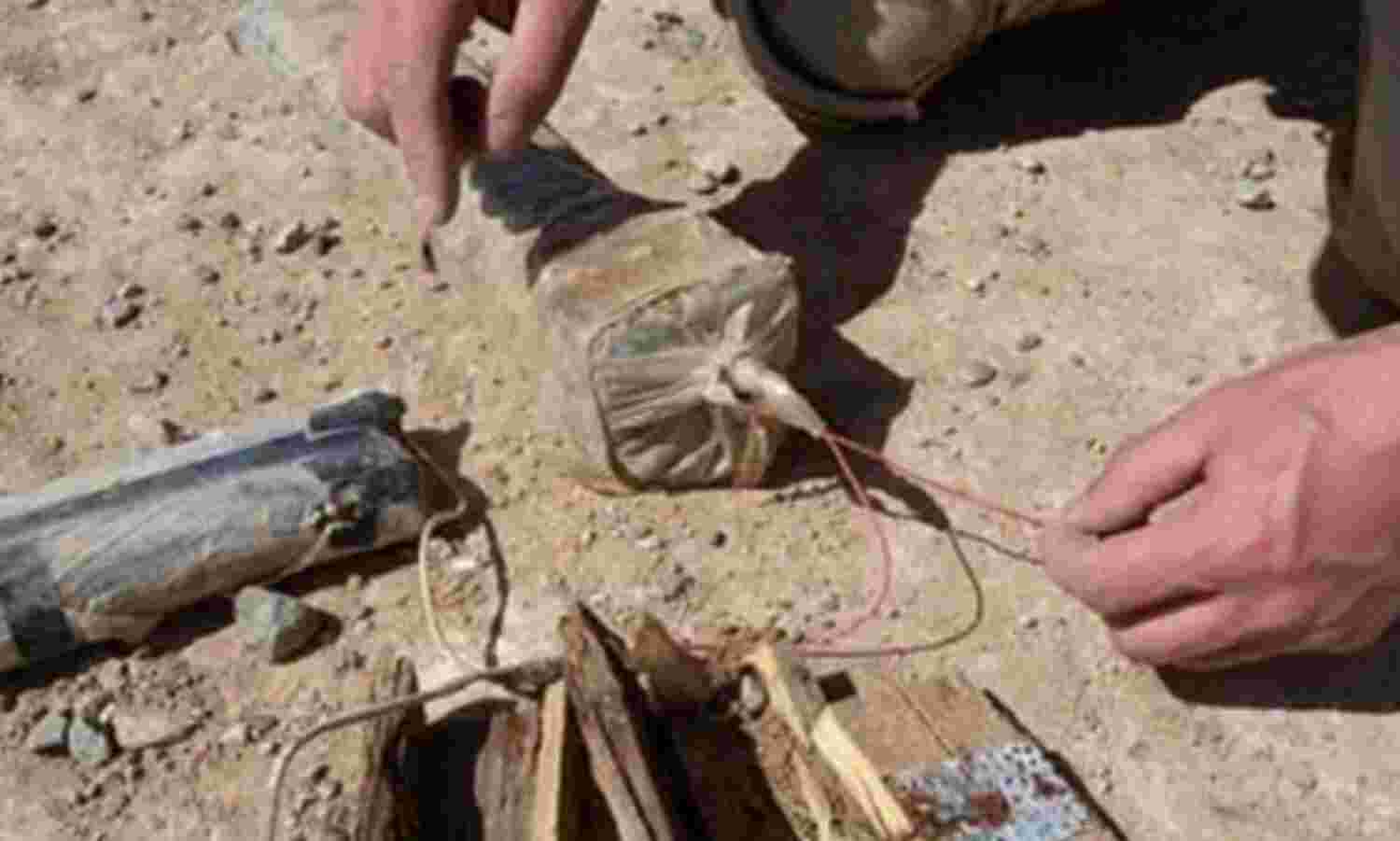 रांची पुलिस ने बीस किलो का केन बम किया बरामद, डिफ्यूज रांची पुलिस ने बीस किलो का केन बम किया बरामद, डिफ्यूज