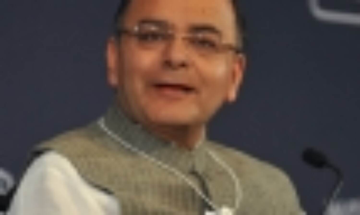 रेल किराया वृद्धि कठिन लेकिन उचित फैसला: जेटली रेल किराया वृद्धि कठिन लेकिन उचित फैसला: जेटली