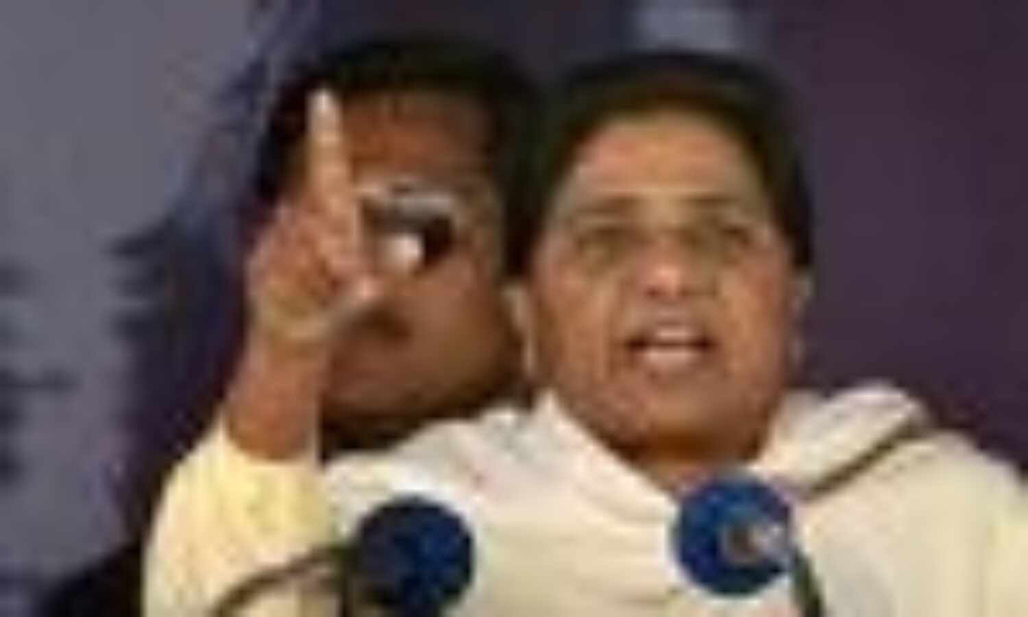 रेप केस में सख्त कानून बनाने को संसद का विशेष सत्र हो: मायावती रेप केस में सख्त कानून बनाने को संसद का विशेष सत्र हो: मायावती