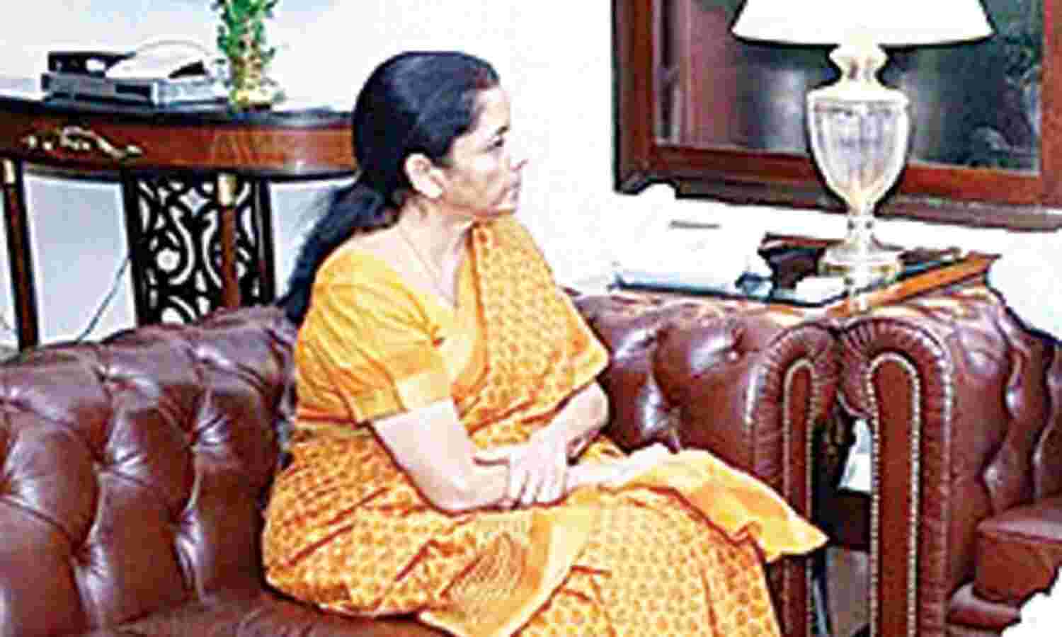 रक्षामंत्री निर्मला सीतारमण का विवि से कड़वा अनुभव