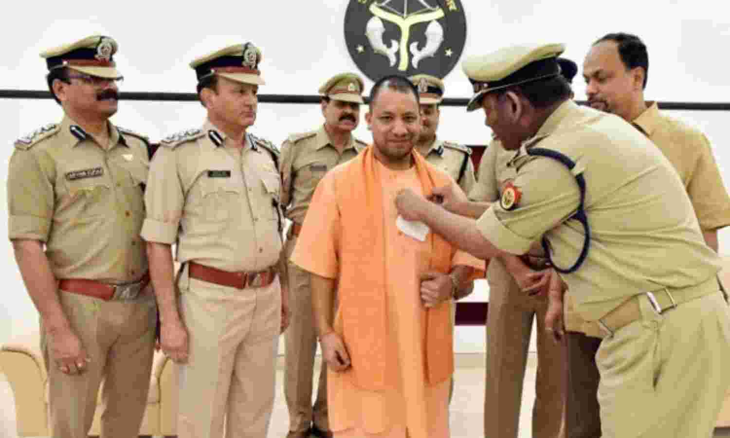 योगी सरकार का बड़ा फैसला, 41 आईएएस व पीसीएस अधिकारियों का तबादला