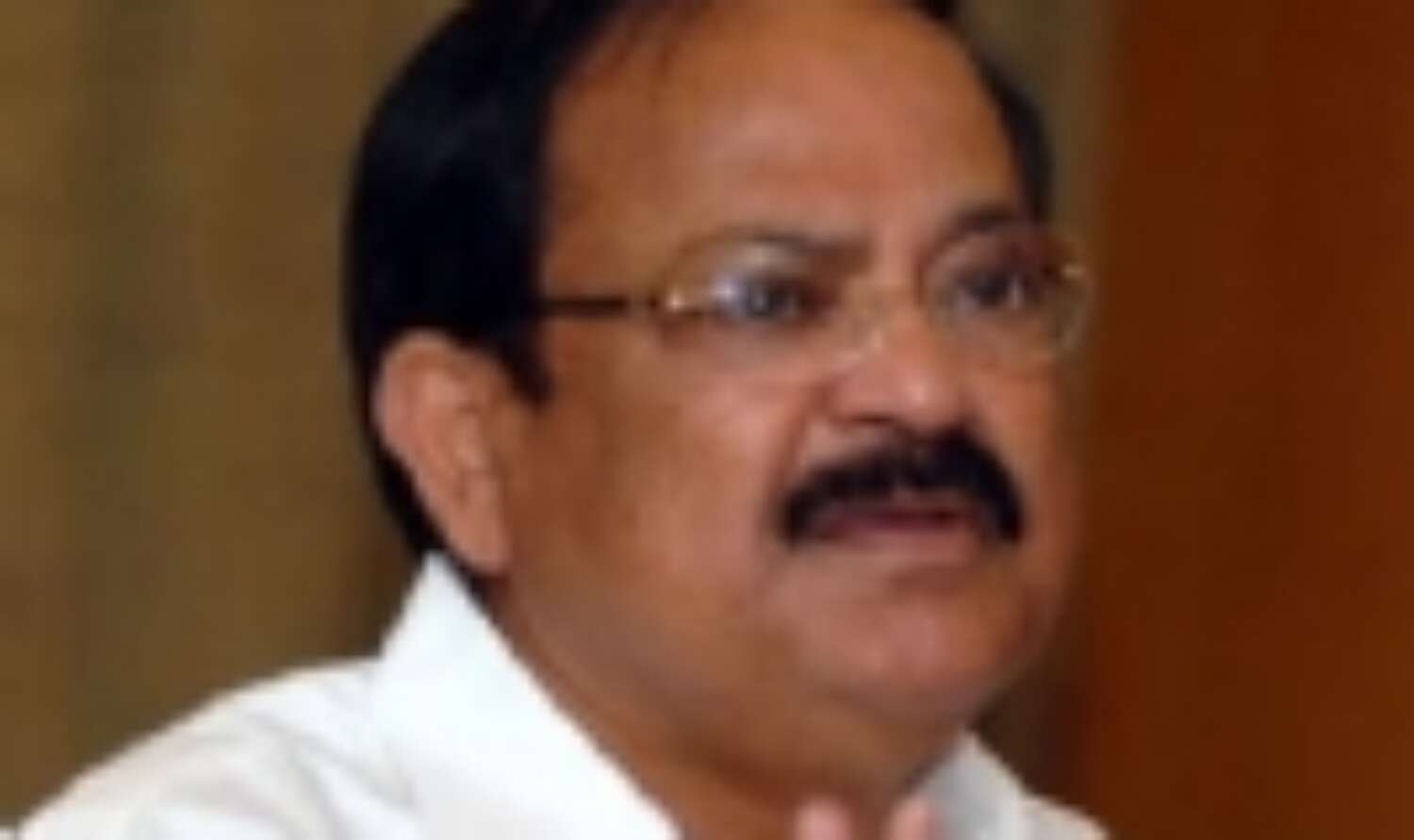 याकूब के साथ हमदर्दी जताना राष्ट्र के लिये नुकसानदेह है: नायडू याकूब के साथ हमदर्दी जताना राष्ट्र के लिये नुकसानदेह है: नायडू