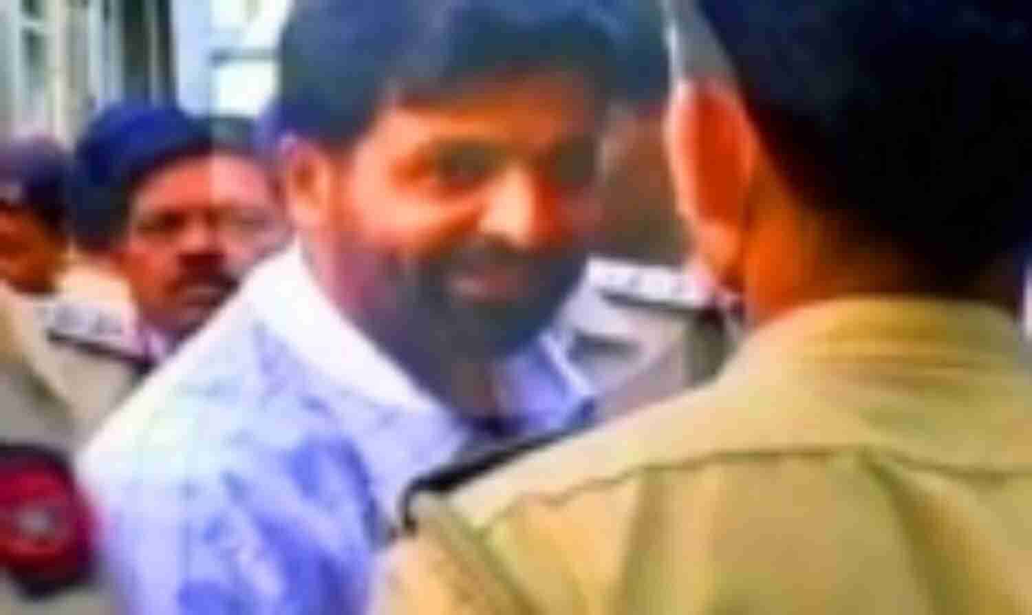 याकूब मेमन ने एक बार फिर राष्ट्रपति को दया याचिका भेजी याकूब मेमन ने एक बार फिर राष्ट्रपति को दया याचिका भेजी