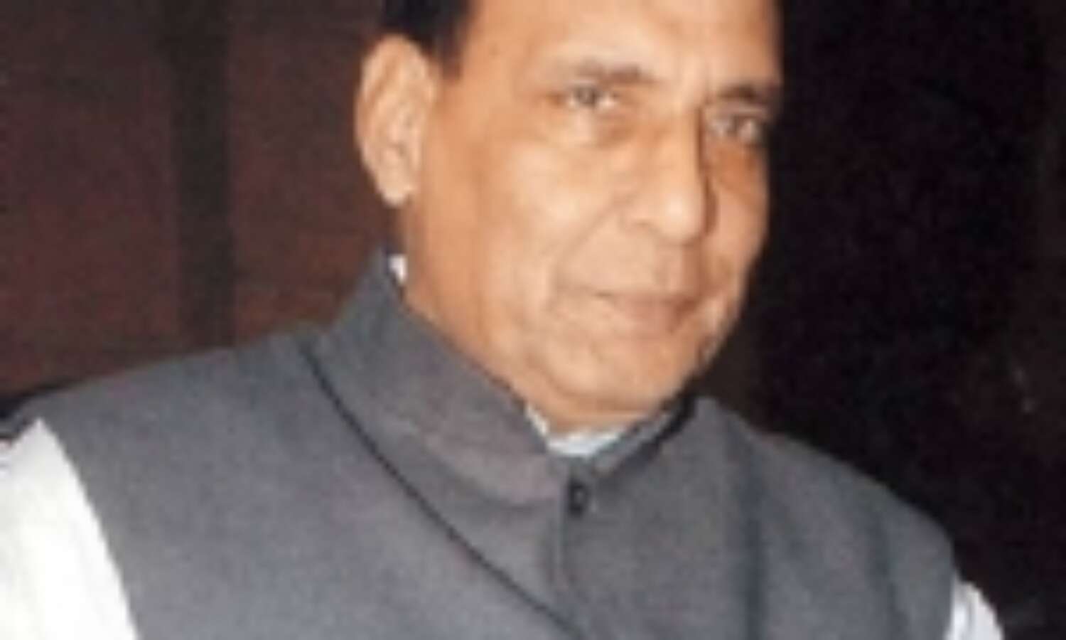 यूपीए सरकार ने आतंकवाद पर देश को कमजोर किया : राजनाथ यूपीए सरकार ने आतंकवाद पर देश को कमजोर किया : राजनाथ