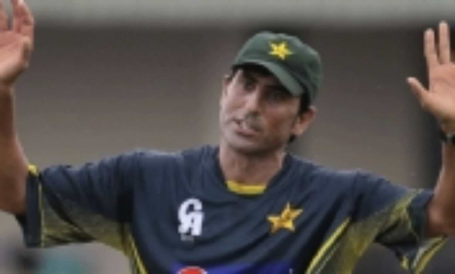 यूनिस खान ने संन्यास लेने संबंधी खबरों को किया खारिज यूनिस खान ने संन्यास लेने संबंधी खबरों को किया खारिज