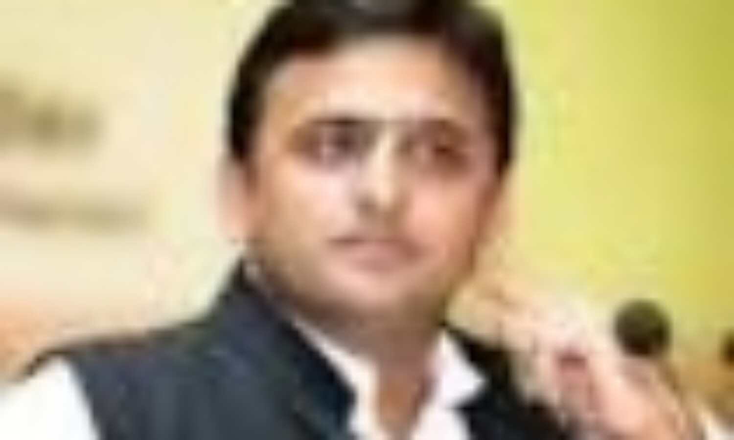 मुजफ्फरनगर दंगे भड़काने के आरोपी नेताओं के खिलाफ केस वापस लेगी यूपी सरकार! मुजफ्फरनगर दंगे भड़काने के आरोपी नेताओं के खिलाफ केस वापस लेगी यूपी सरकार!