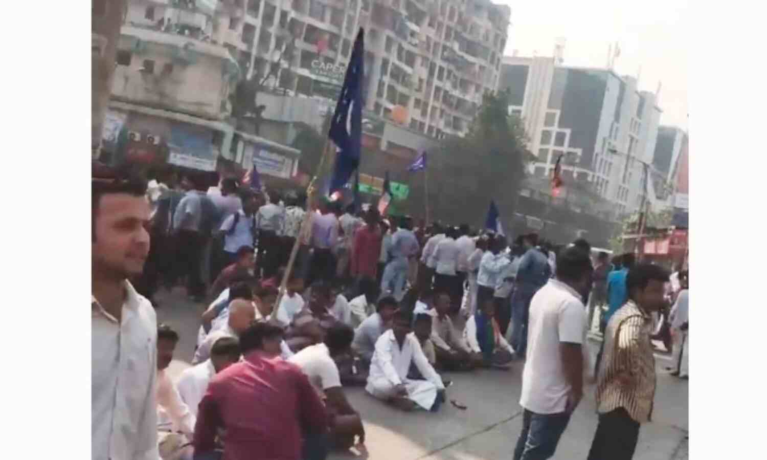 भीमा-कोरेगांव की हिंसा पर संसद में विपक्ष का हंगामा भीमा-कोरेगांव की हिंसा पर संसद में विपक्ष का हंगामा