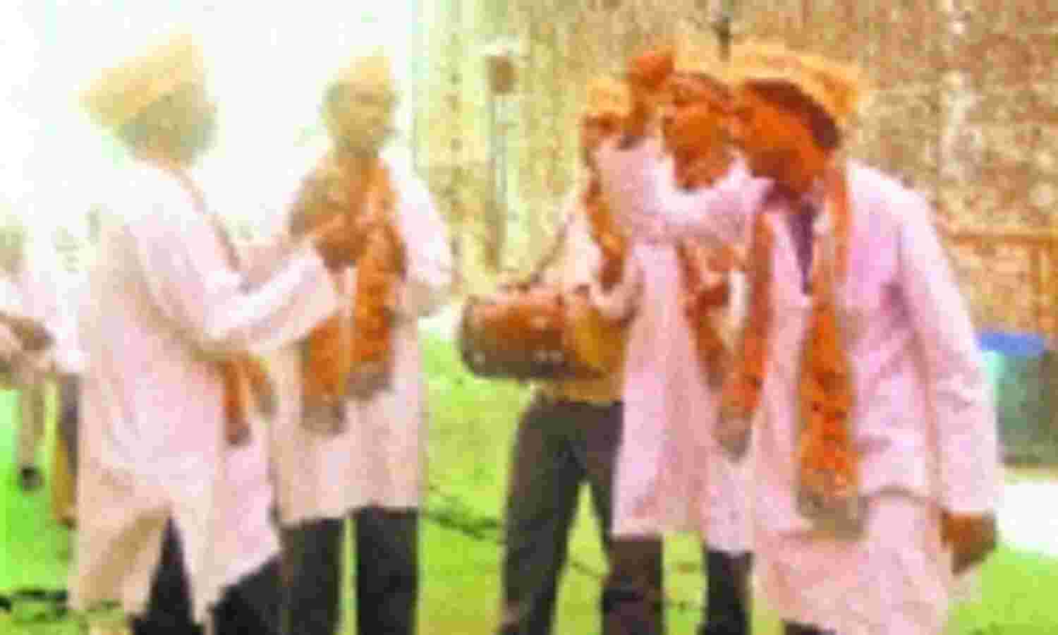 भिण्ड, अटेर के चौराहों पर किया नाटक का मंचन भिण्ड, अटेर के चौराहों पर किया नाटक का मंचन