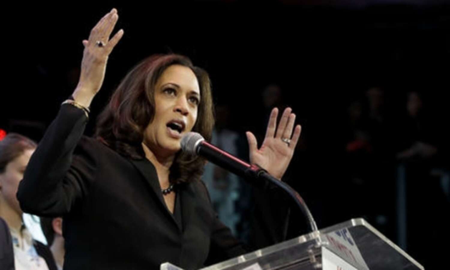 भारतीय अमेरिकी कमला हैरिस ने जीती अमेरिकी सीनेट सीट