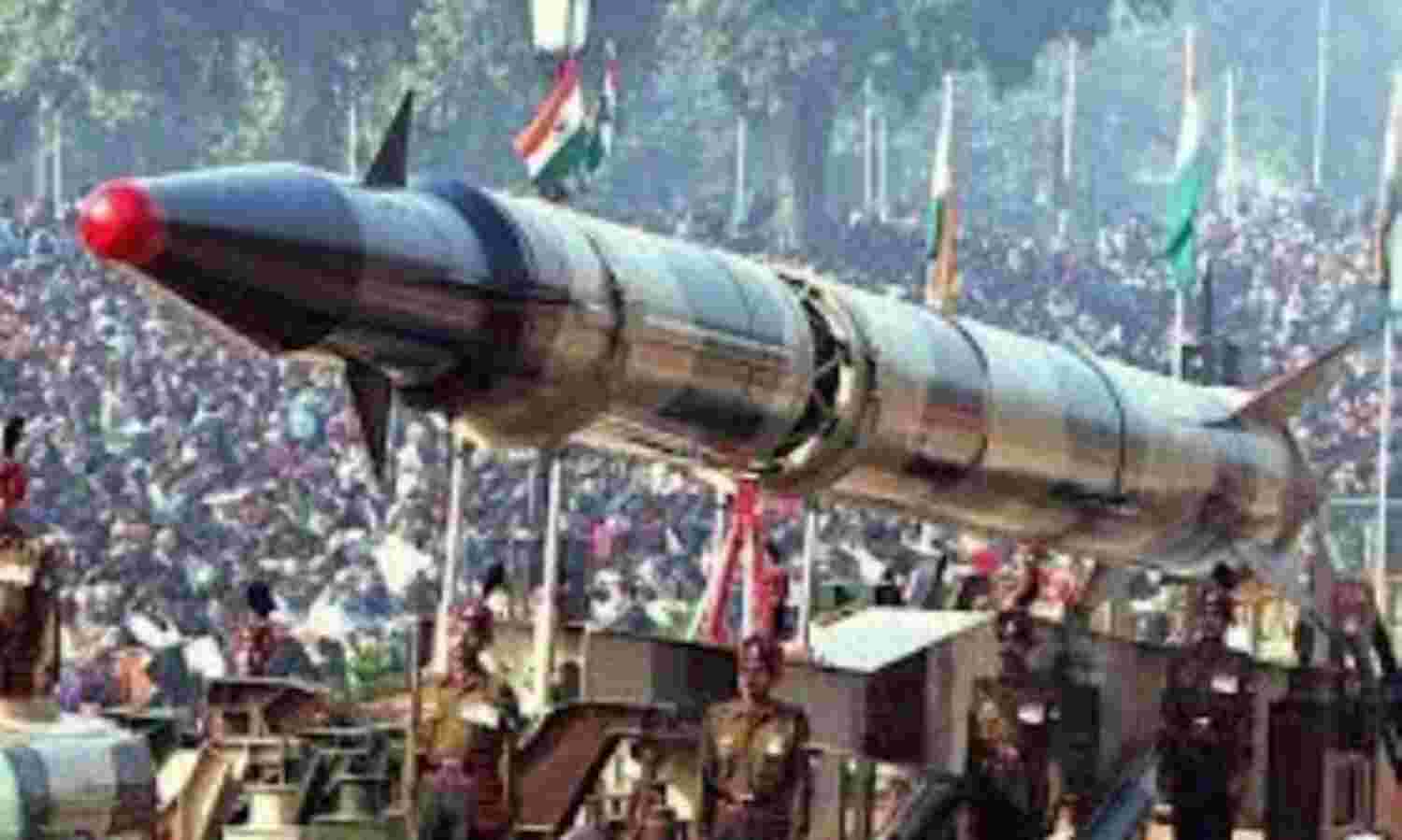 भारत दुनिया में हथियारों का सबसे बड़ा खरीदार