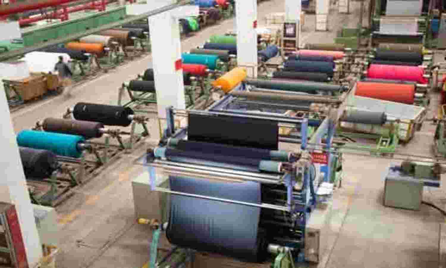 भारत का कपड़ा आयात 24 प्रतिशत बढ़ा भारत का कपड़ा आयात 24 प्रतिशत बढ़ा