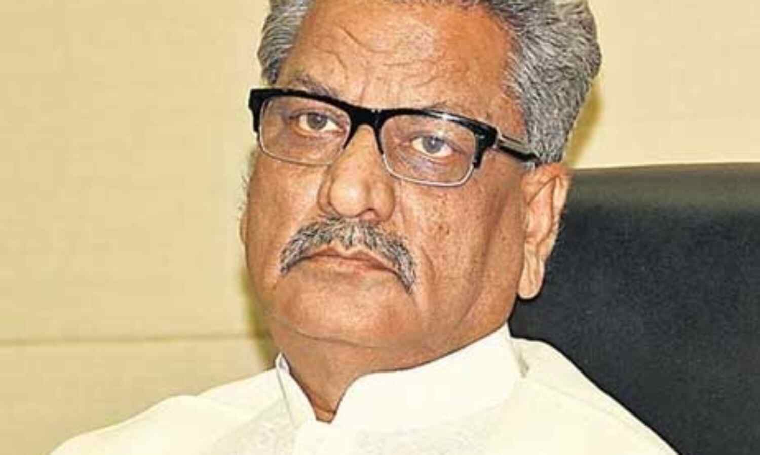 बीजेपी ने इज ऑफ डूईंग बिजनेस पर वाड्रा के बहाने कांग्रेस को दिया जवाब बीजेपी ने इज ऑफ डूईंग बिजनेस पर वाड्रा के बहाने कांग्रेस को दिया जवाब