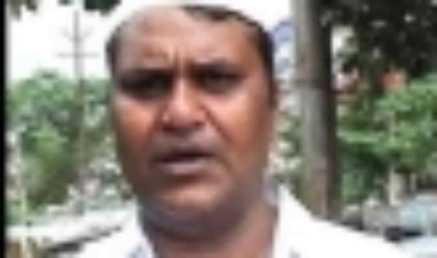 बिन्नी ने कुछ ही घंटों में खत्म किया अनशन बिन्नी ने कुछ ही घंटों में खत्म किया अनशन