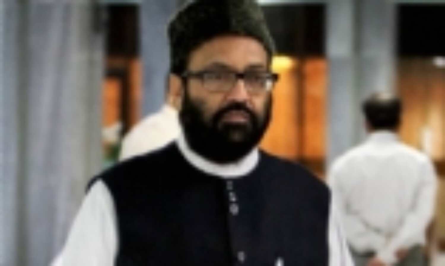 बाल्टी लेकर अमर सिंह मांगेगे वोट बाल्टी लेकर अमर सिंह मांगेगे वोट