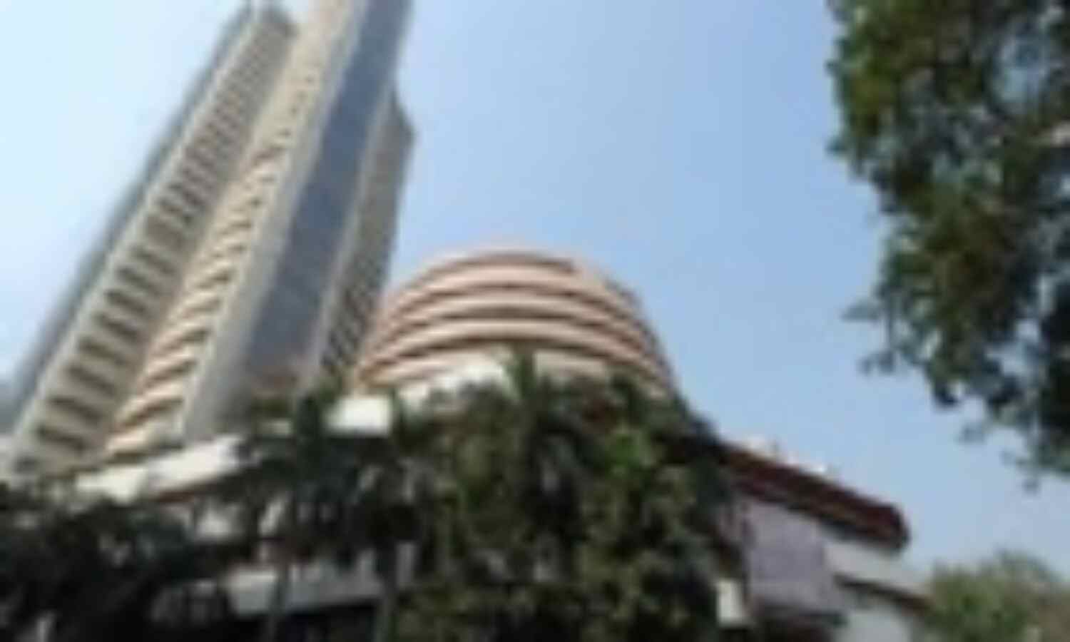 बाज़ार में अगले हफ्ते उतार-चढ़ाव के आसार बाज़ार में अगले हफ्ते उतार-चढ़ाव के आसार