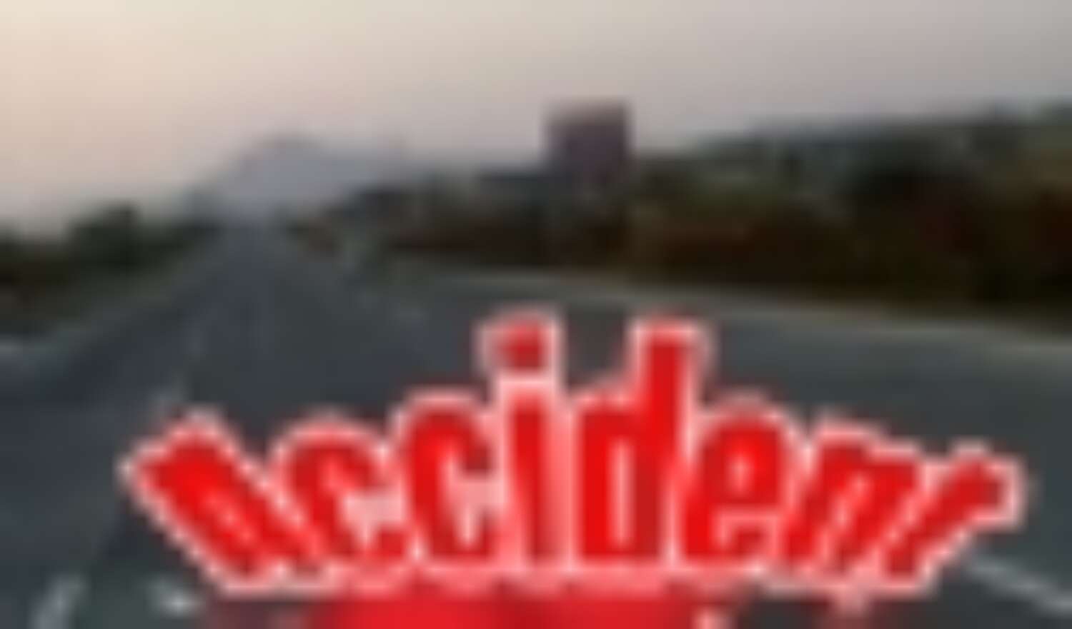 बस-ट्रक की टक्कर में 5 की मौत