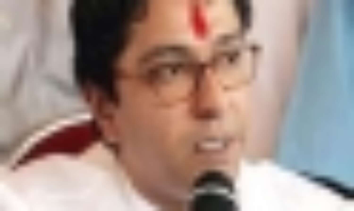 बलात्कार की घटनाओं के लिए बिहारी जिम्मेदार: राज ठाकरे बलात्कार की घटनाओं के लिए बिहारी जिम्मेदार: राज ठाकरे