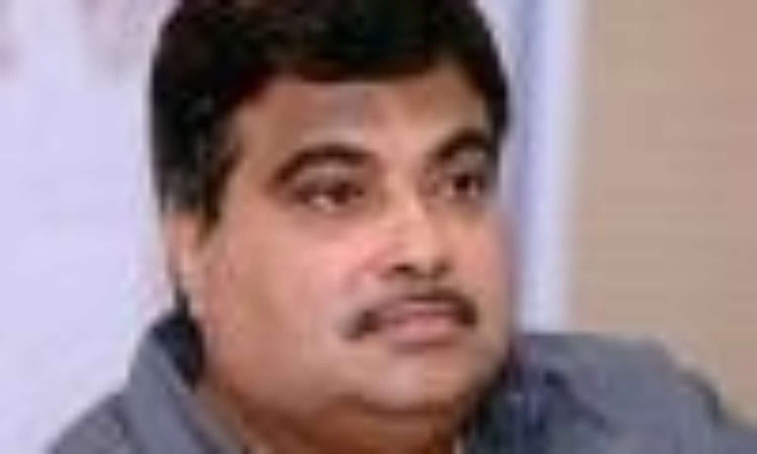 बेबुनियाद आरोप लगा रहे हैं केजरीवाल: गडकरी बेबुनियाद आरोप लगा रहे हैं केजरीवाल: गडकरी