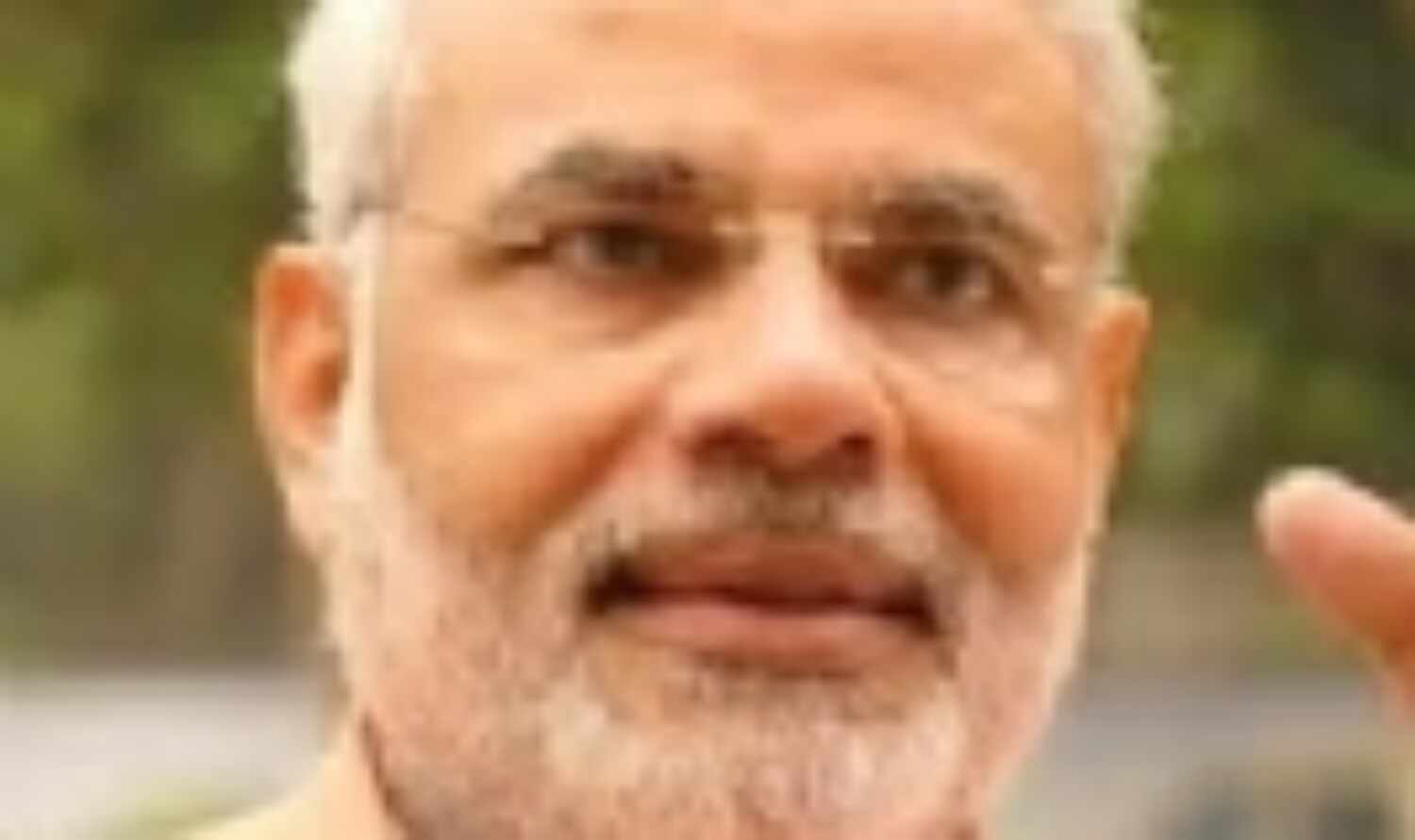 बनारस की सफाई के लिए मोदी को एक वर्ष और दिया जाए बनारस की सफाई के लिए मोदी को एक वर्ष और दिया जाए