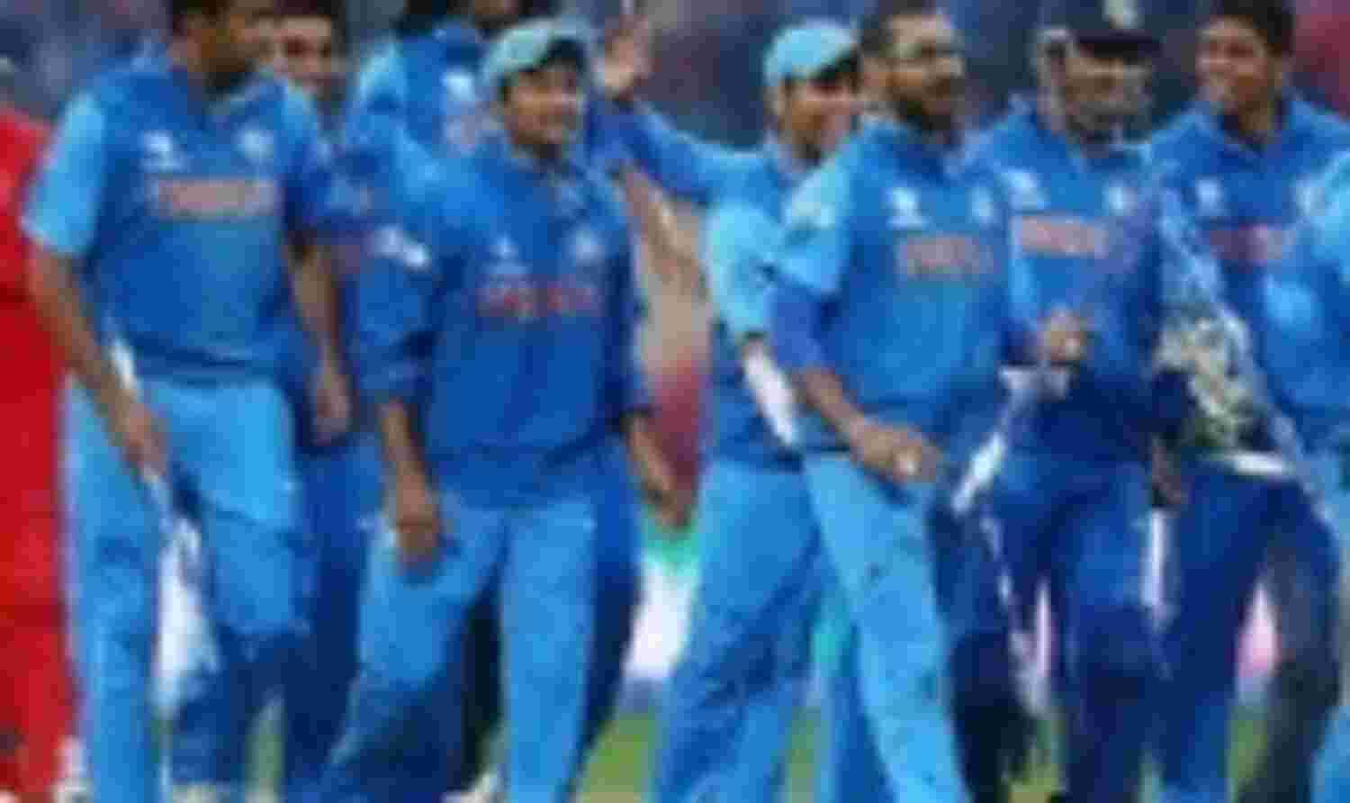 फार्म के साथ ही फिटनेस से भी परेशान टीम इंडिया फार्म के साथ ही फिटनेस से भी परेशान टीम इंडिया