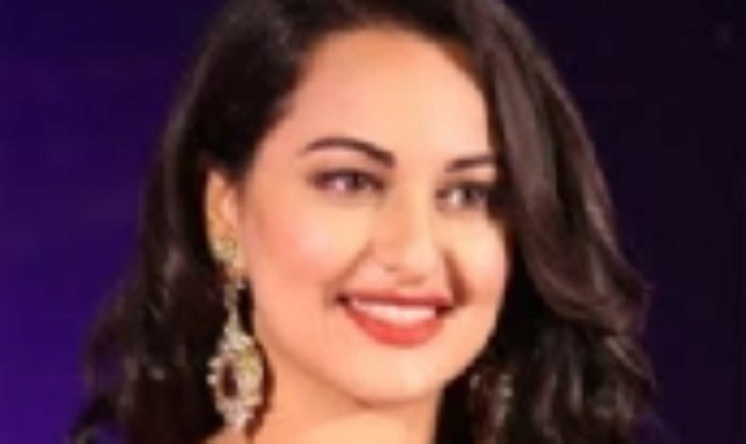 पापा संग बड़े पर्दे पर नजर आएंगी सोनाक्षी सिन्हा पापा संग बड़े पर्दे पर नजर आएंगी सोनाक्षी सिन्हा