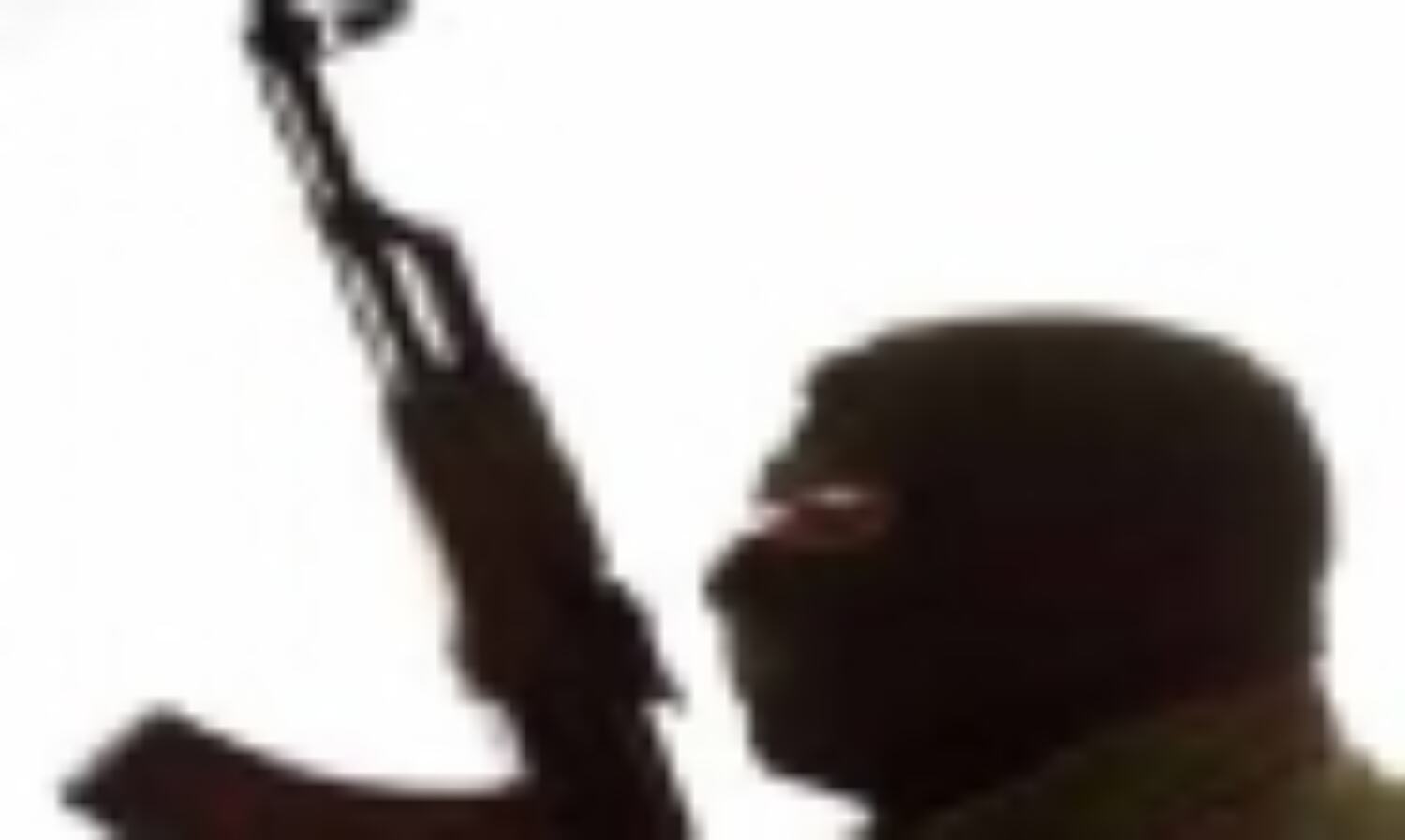 पाकिस्तानी गोलाबारी से जम्मू में ग्रामीणों का पलायन शुरू पाकिस्तानी गोलाबारी से जम्मू में ग्रामीणों का पलायन शुरू