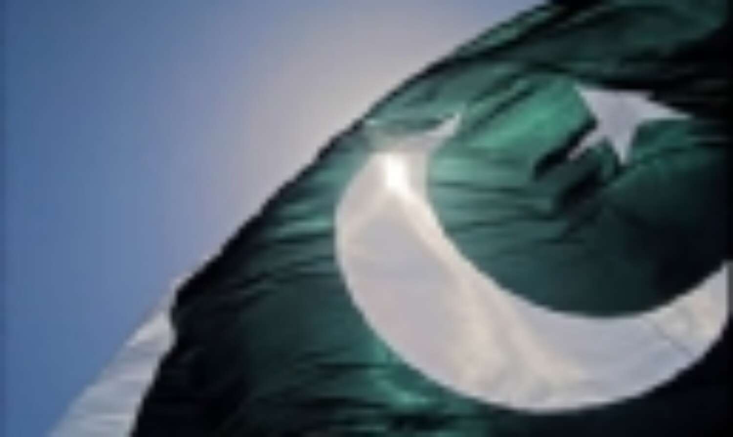 पाकिस्तान सेना और सरकार के बीच टकराव की आशंका पाकिस्तान सेना और सरकार के बीच टकराव की आशंका